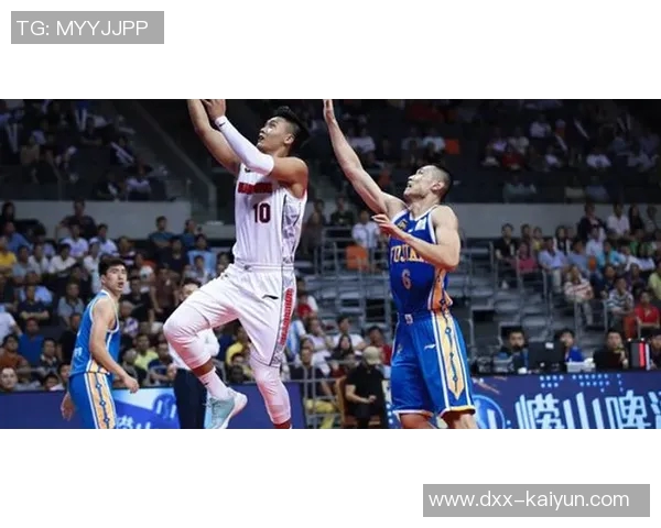 阿联复出广东豪取25连胜，布鲁克斯是回来领奖的？